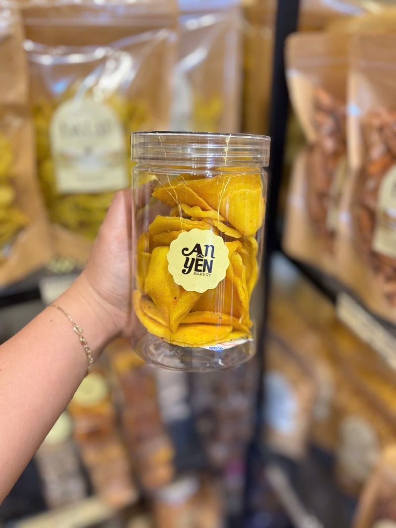 Xoài sấy muối ớt - hũ lớn